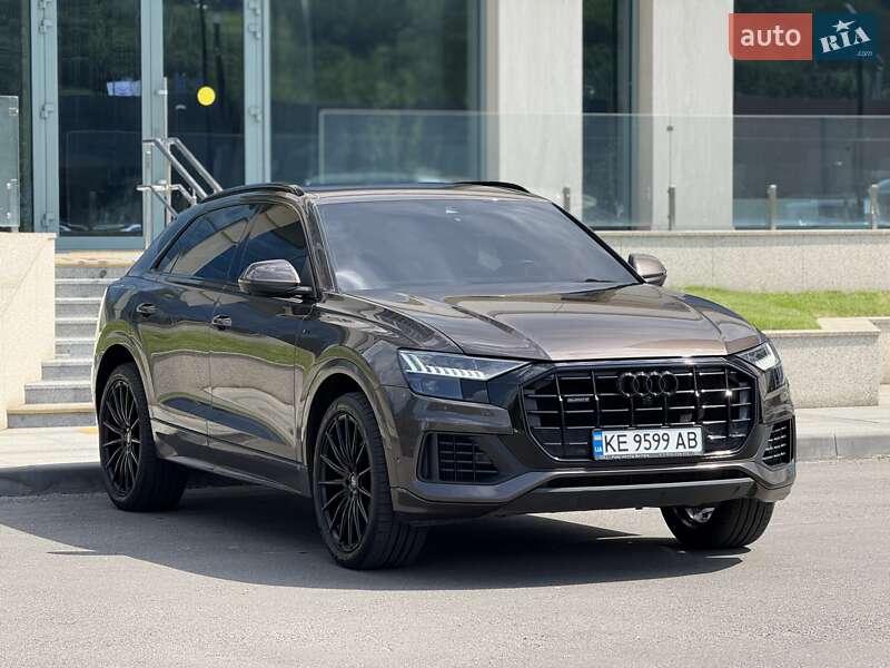 Внедорожник / Кроссовер Audi Q8 2018 в Днепре
