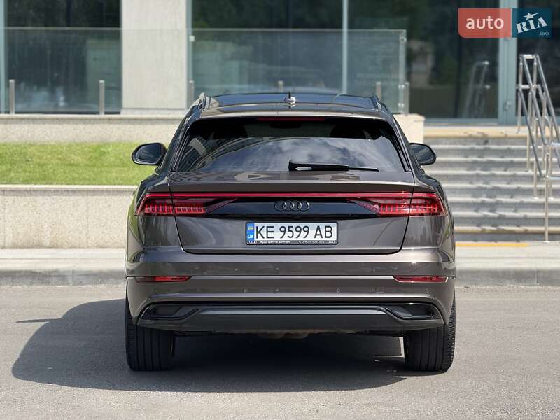 Внедорожник / Кроссовер Audi Q8 2018 в Днепре