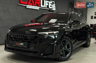 Внедорожник / Кроссовер Audi Q8 2025 в 