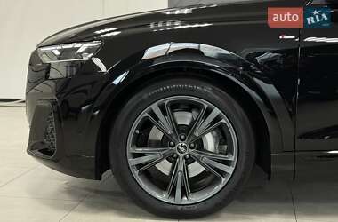Внедорожник / Кроссовер Audi Q8 2025 в 