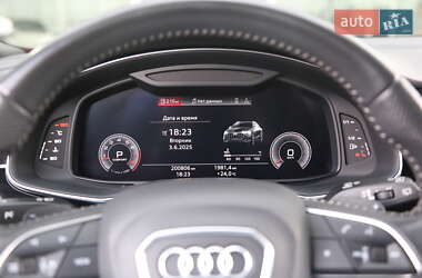 Внедорожник / Кроссовер Audi Q8 2018 в 