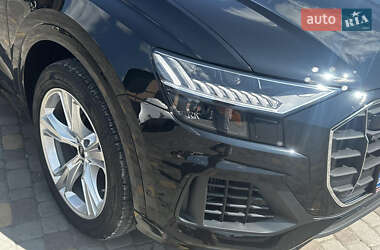 Внедорожник / Кроссовер Audi Q8 2023 в 