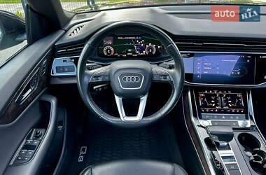 Позашляховик / Кросовер Audi Q8 2019 в 