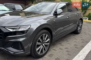 Внедорожник / Кроссовер Audi Q8 2023 в 