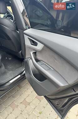 Внедорожник / Кроссовер Audi Q8 2023 в 