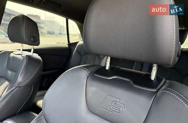 Внедорожник / Кроссовер Audi Q8 2023 в 