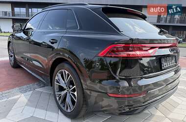 Внедорожник / Кроссовер Audi Q8 2023 в 
