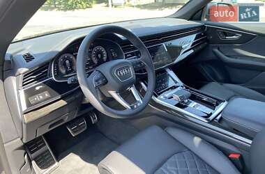 Внедорожник / Кроссовер Audi Q8 2025 в 