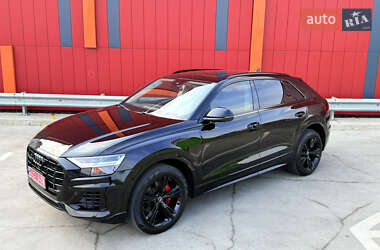 Внедорожник / Кроссовер Audi Q8 2019 в 
