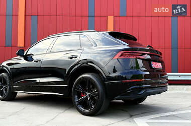 Внедорожник / Кроссовер Audi Q8 2019 в 