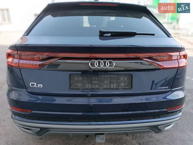 Внедорожник / Кроссовер Audi Q8 2021 в Львове