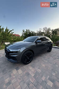 Позашляховик / Кросовер Audi Q8 2020 в Полтаві