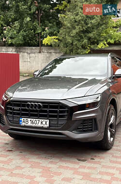 Внедорожник / Кроссовер Audi Q8 2018 в 