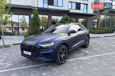 Внедорожник / Кроссовер Audi Q8 2019 в Ужгороде