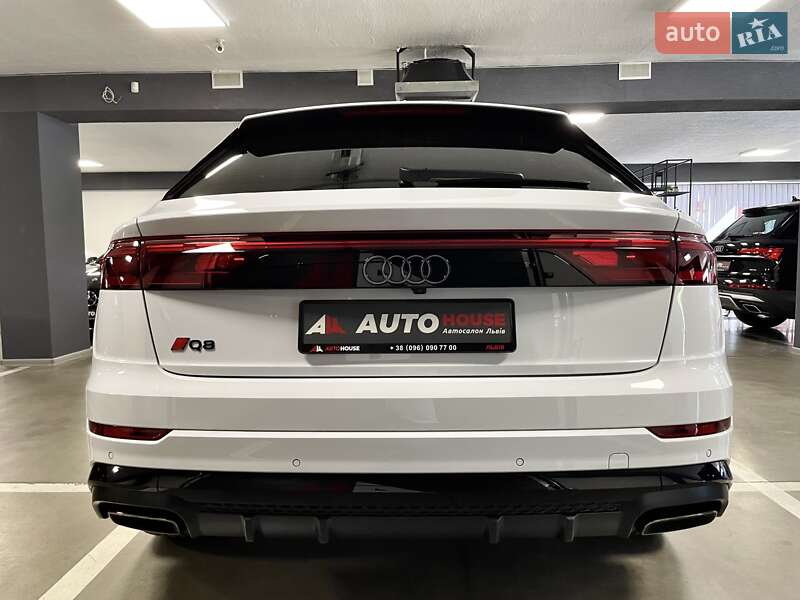 Позашляховик / Кросовер Audi Q8 2024 в Львові