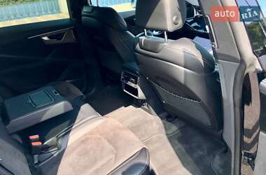 Внедорожник / Кроссовер Audi Q8 2018 в Киеве