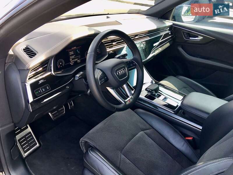 Внедорожник / Кроссовер Audi Q8 2018 в Киеве