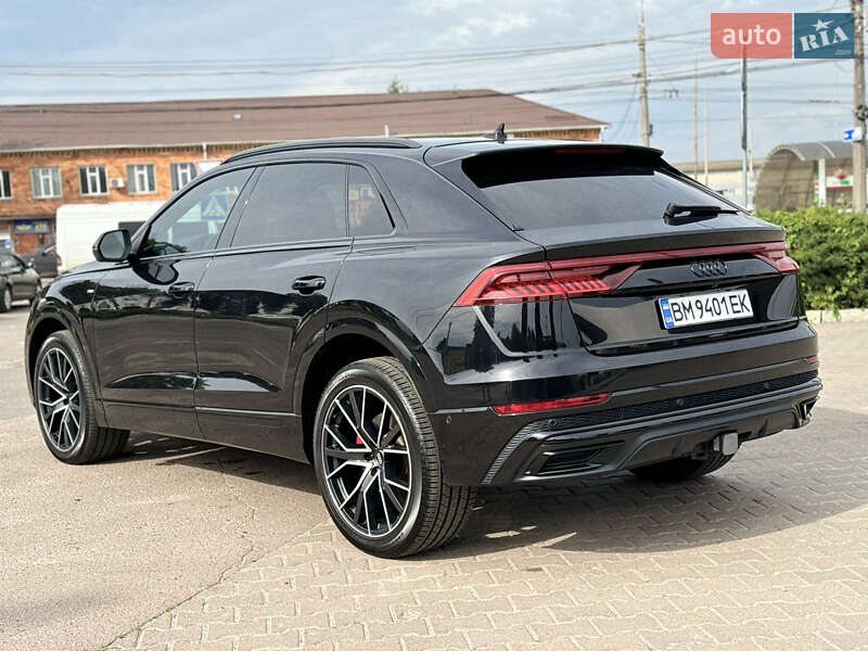 Внедорожник / Кроссовер Audi Q8 2019 в Сумах