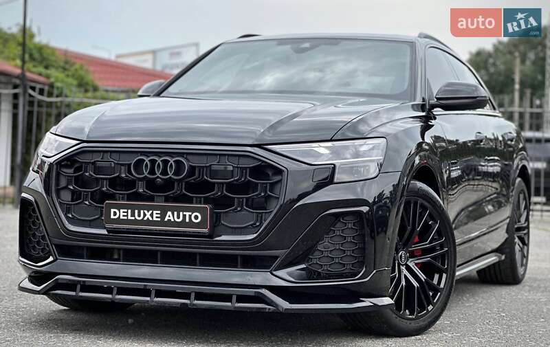 Внедорожник / Кроссовер Audi Q8 2024 в 