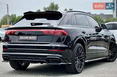 Внедорожник / Кроссовер Audi Q8 2024 в 