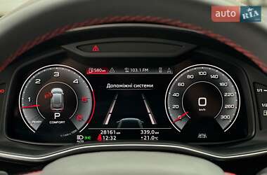 Внедорожник / Кроссовер Audi Q8 2024 в 