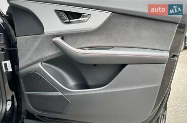 Внедорожник / Кроссовер Audi Q8 2024 в 