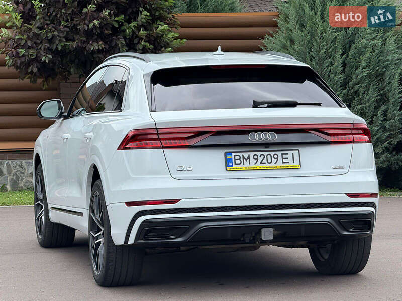 Внедорожник / Кроссовер Audi Q8 2020 в Киеве