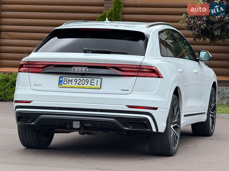 Внедорожник / Кроссовер Audi Q8 2020 в Киеве