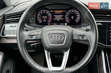 Внедорожник / Кроссовер Audi Q8 2020 в 