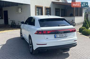Внедорожник / Кроссовер Audi Q8 2023 в 