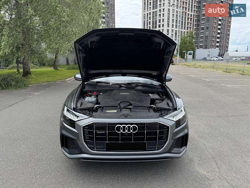 Внедорожник / Кроссовер Audi Q8 2018 в Киеве