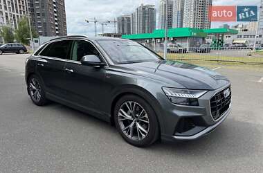 Внедорожник / Кроссовер Audi Q8 2018 в 