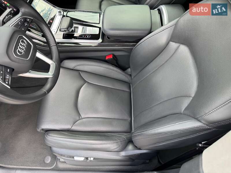 Внедорожник / Кроссовер Audi Q8 2018 в Киеве