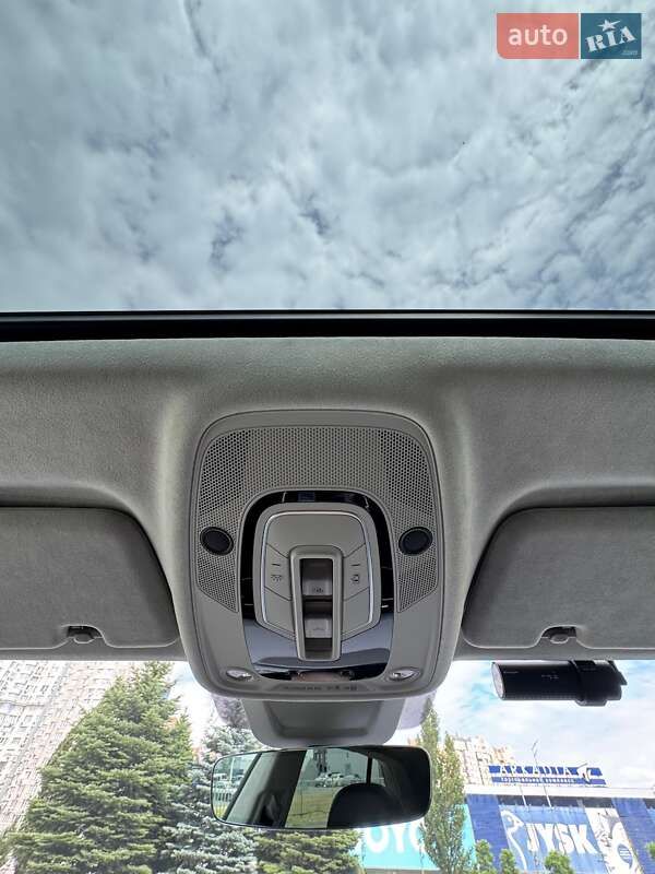 Внедорожник / Кроссовер Audi Q8 2018 в Киеве