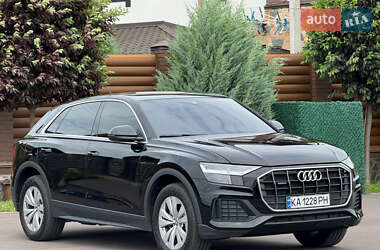 Внедорожник / Кроссовер Audi Q8 2019 в 