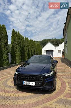 Позашляховик / Кросовер Audi Q8 2019 в 