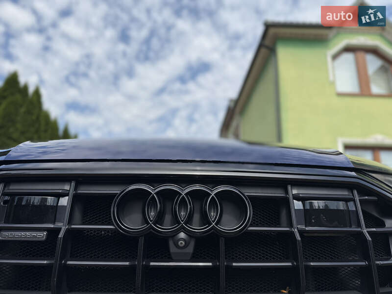 Внедорожник / Кроссовер Audi Q8 2019 в Виноградове