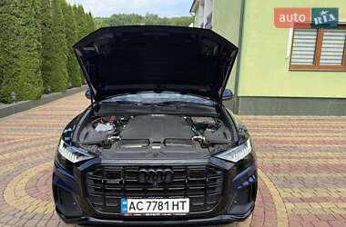 Позашляховик / Кросовер Audi Q8 2019 в 
