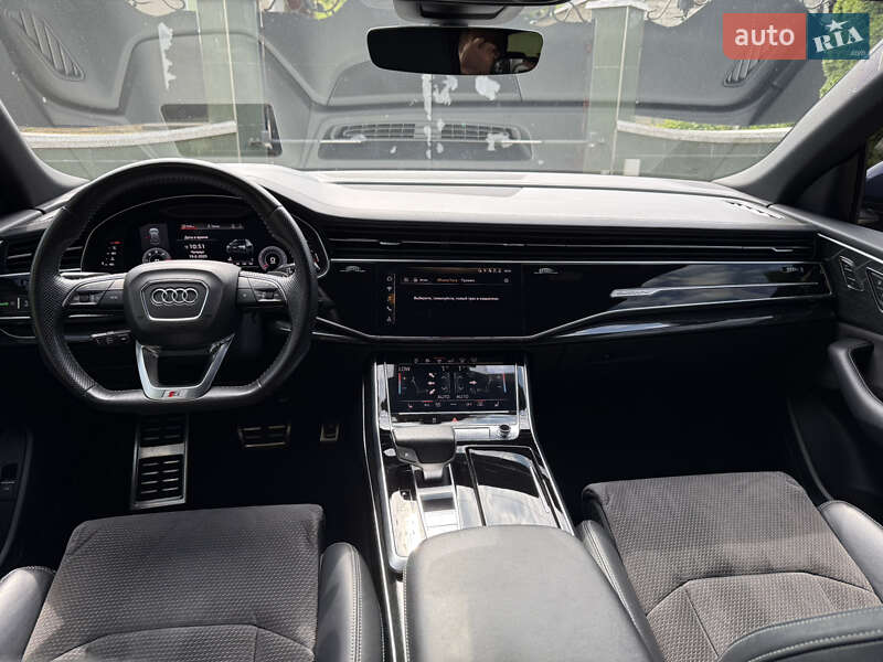 Внедорожник / Кроссовер Audi Q8 2019 в Виноградове