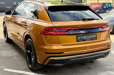 Внедорожник / Кроссовер Audi Q8 2018 в 