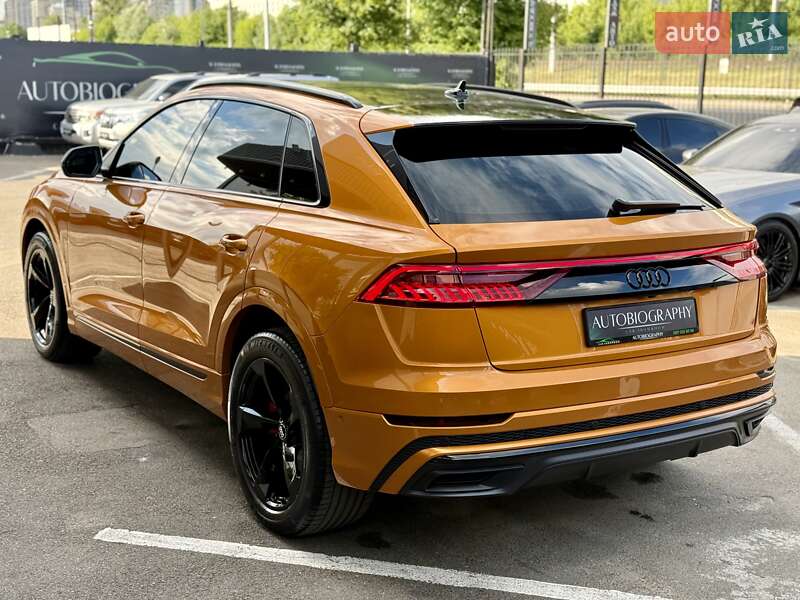 Внедорожник / Кроссовер Audi Q8 2018 в Киеве