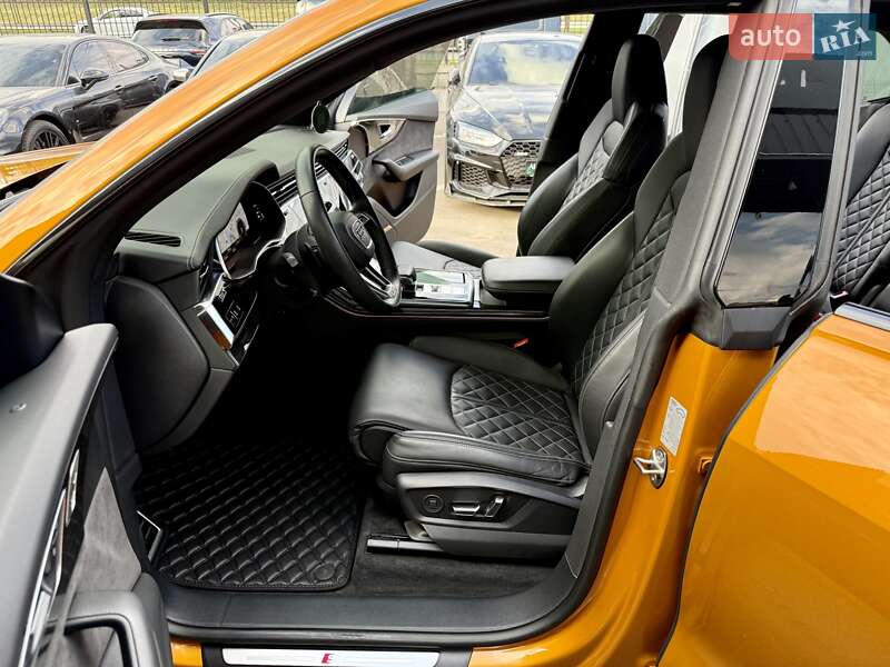 Внедорожник / Кроссовер Audi Q8 2018 в Киеве