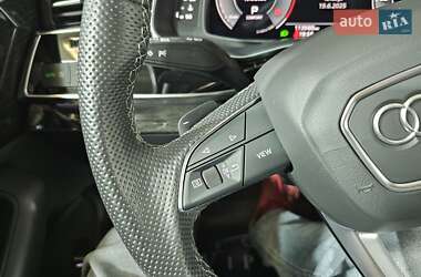 Внедорожник / Кроссовер Audi Q8 2022 в 