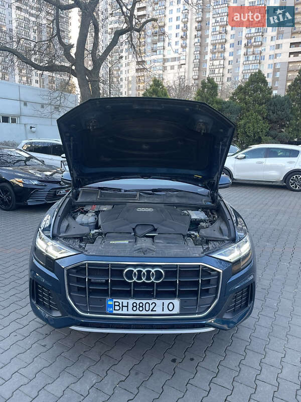 Позашляховик / Кросовер Audi Q8 2019 в Одесі