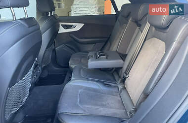 Позашляховик / Кросовер Audi Q8 2019 в 