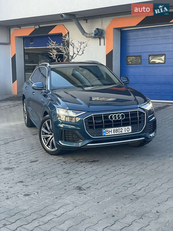 Позашляховик / Кросовер Audi Q8 2019 в Одесі