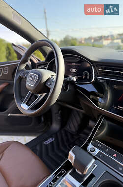 Внедорожник / Кроссовер Audi Q8 2020 в 