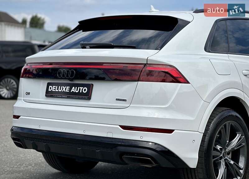 Позашляховик / Кросовер Audi Q8 2025 в Києві