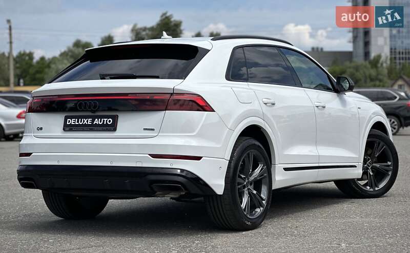 Позашляховик / Кросовер Audi Q8 2025 в Києві