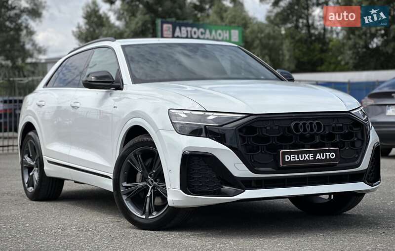 Позашляховик / Кросовер Audi Q8 2025 в Києві